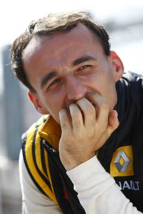 Kubica pensativo