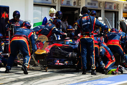 Buemi hace una parada