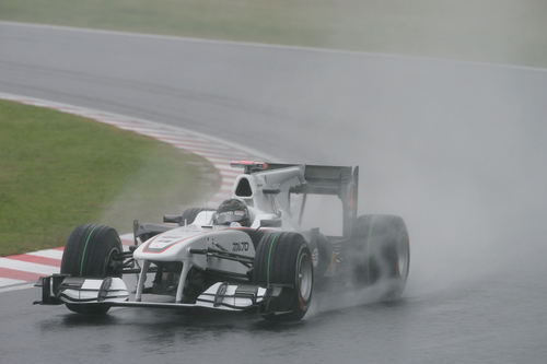 Heidfeld en lluvia