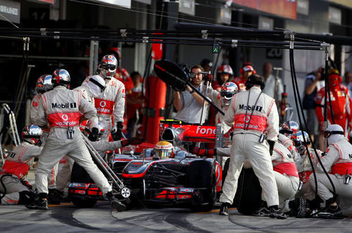 Hamilton hace una parada