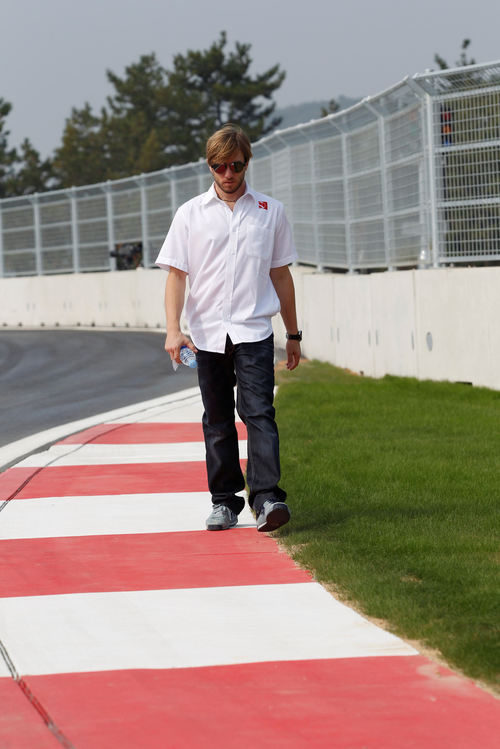 Heidfeld paseando