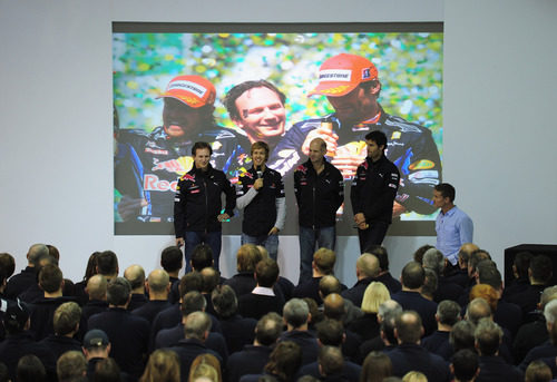 Hora del discurso en la sede del equipo