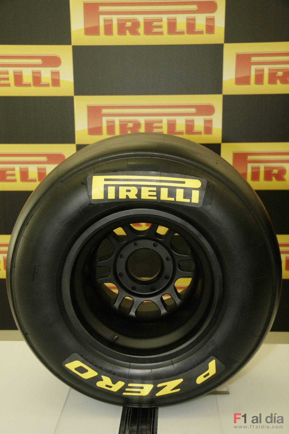 Pirelli, nuevo suministrador oficial de neumáticos de la Fórmula 1