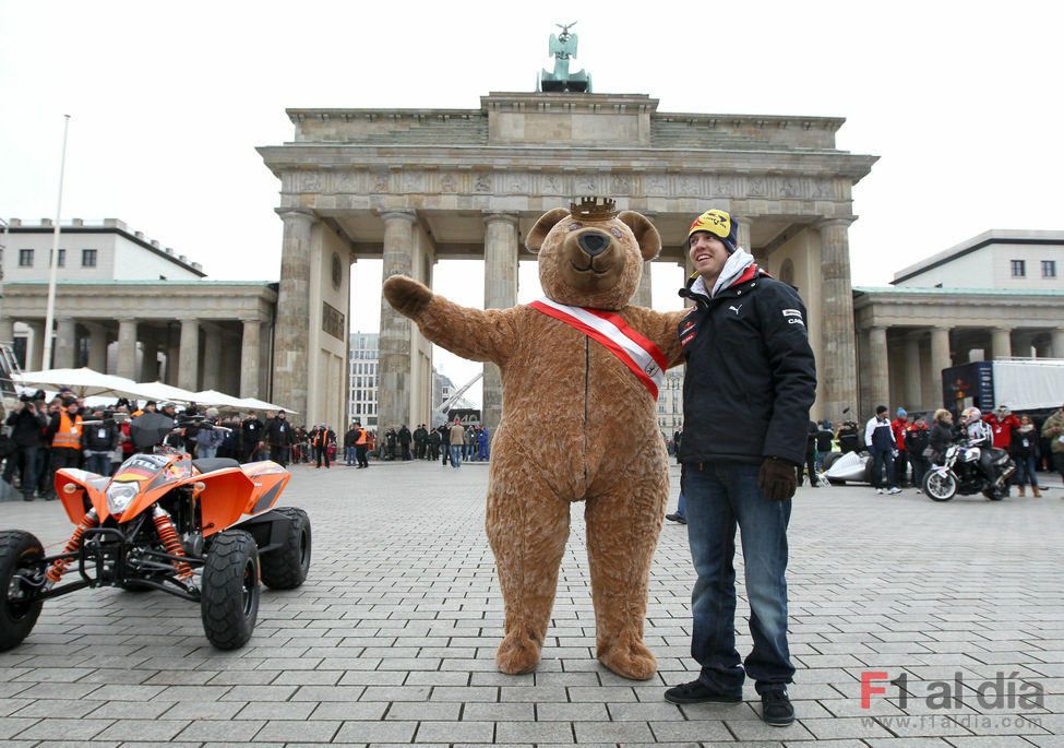 Vettel y el oso