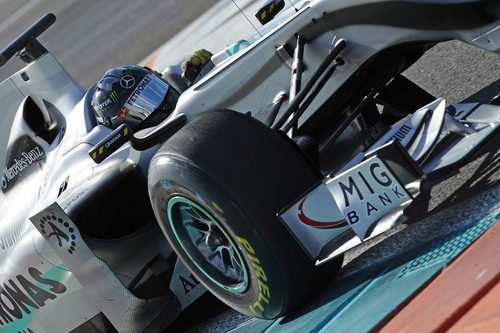 Nico Rosberg prueba un nuevo casco