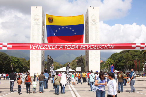 "Venezuela a toda revolución"