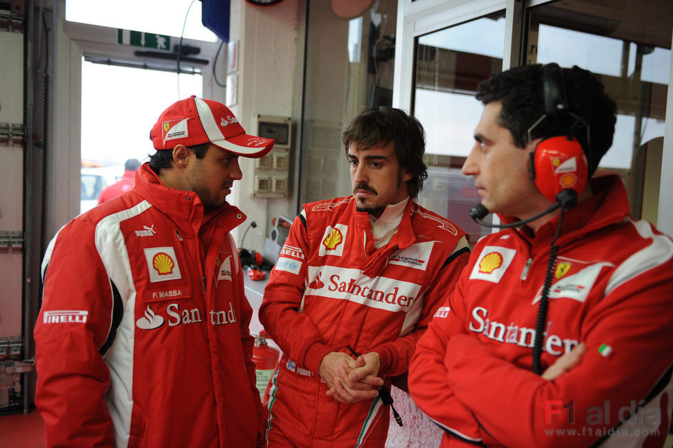 Massa, Alonso y Stella