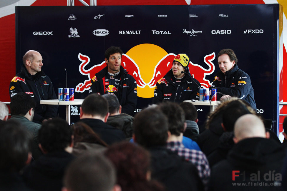 Primera rueda de prensa de Red Bull en 2011