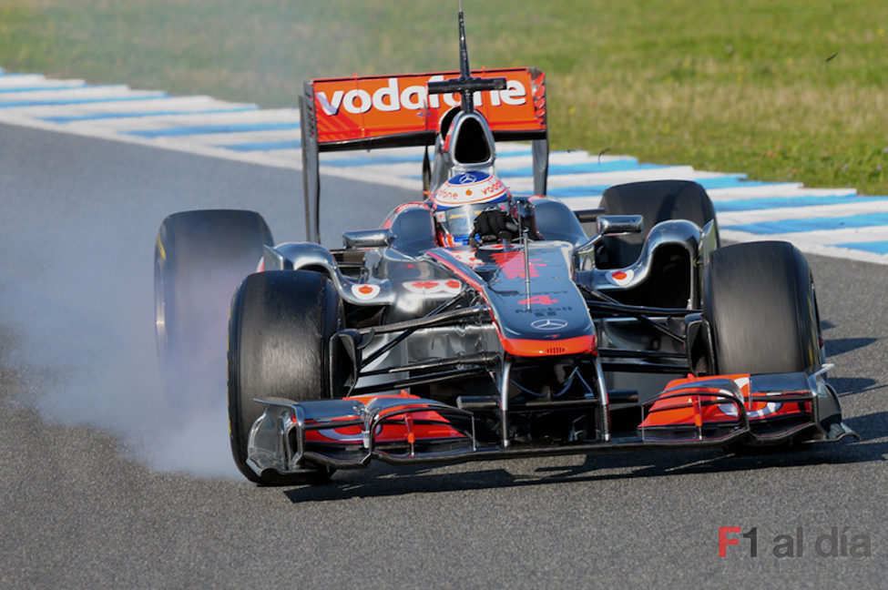 Jenson Button se pasa de frenada en Jerez