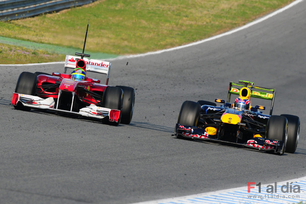 Massa pasa a Webber en Jerez