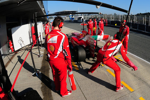 'Pit-stop' y de nuevo a pista