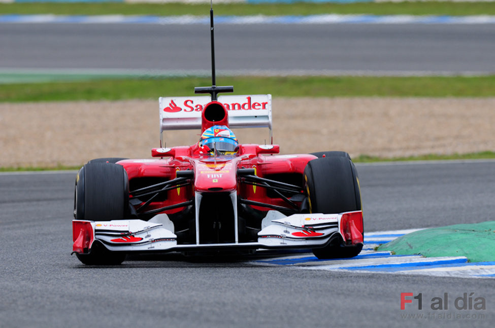 El Ferrari de Fernando Alonso en Jerez