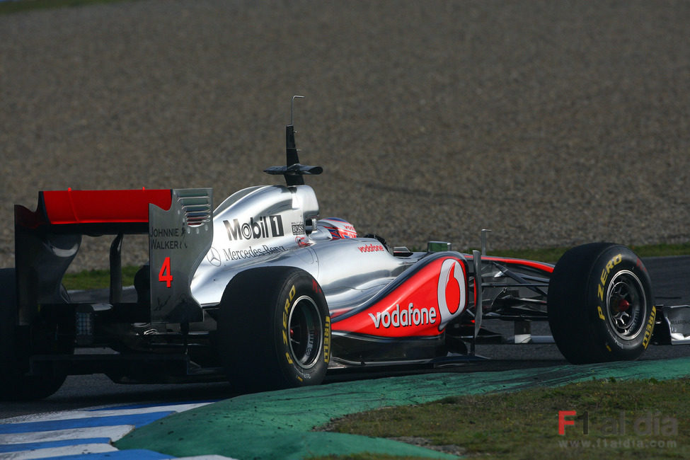 Button sigue poniendo a punto el MP4-26