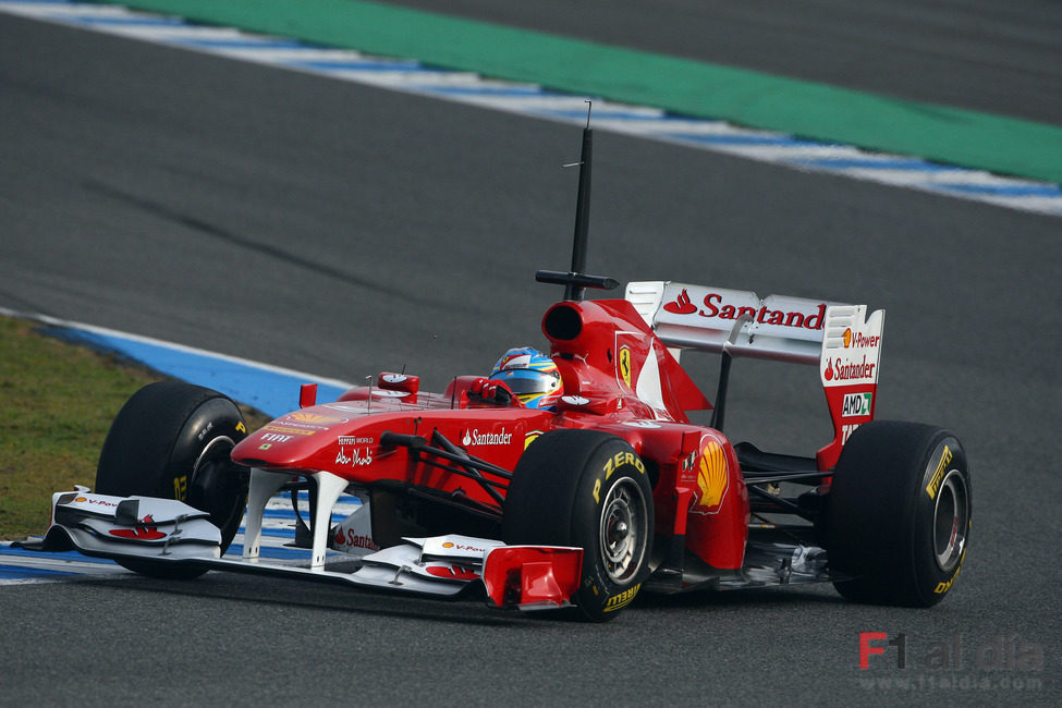 El Ferrari 150º Italia en la pista de Jerez