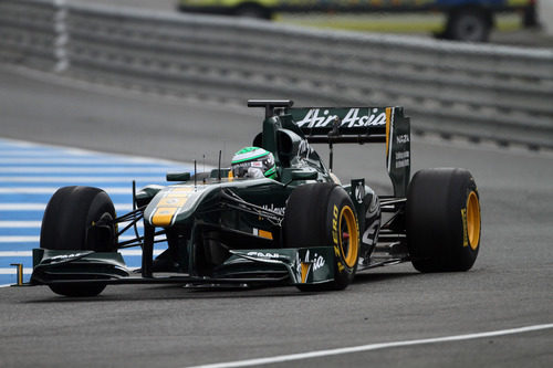 Kovalainen en Jerez con el T128