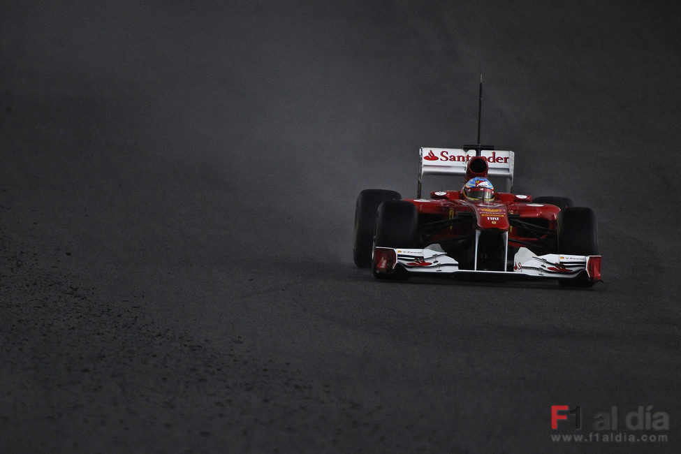 Alonso y su Ferrari en acción en Jerez