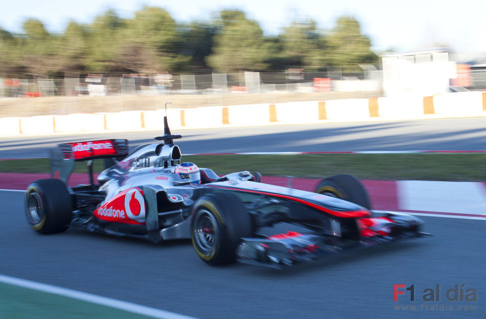 Button vuelve a boxes en Montmeló