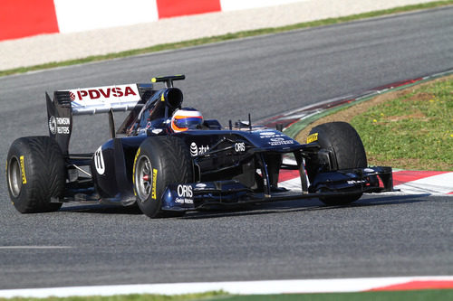 Rubens Barrichello en Montmeló con el FW33