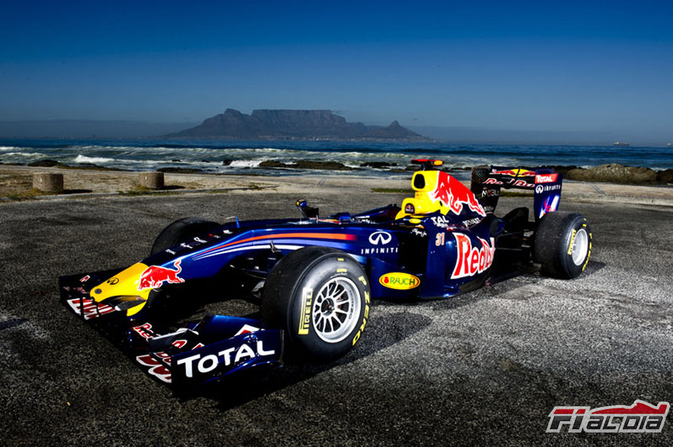 El RB5 de exhibición en la costa de Ciudad del Cabo