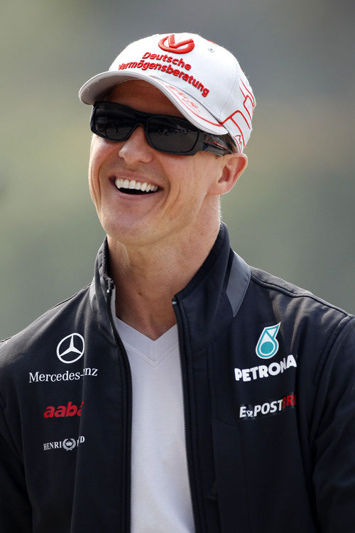 Michael schumacher sonríe en China 2011