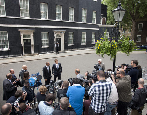 Hamilton y Button hablan con la prensa en Londres