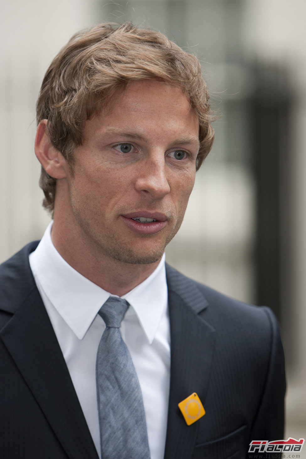 Jenson Button apoya la campaña Make Roads Safe