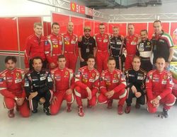 Fernando Alonso se deja ver en la prueba de Baréin del WEC