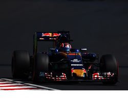 Daniil Kvyat decepciona a Red Bull con sus últimos resultados y su asiento peligra