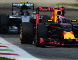 Red Bull y Mercedes no encuentran consenso para los test invernales de 2017