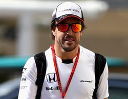 Fernando Alonso desmiente los rumores sobre su posible marcha a Mercedes