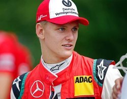 Mick Schumacher: "Para mí es un honor que me comparen con mi padre"