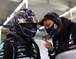 Toto Wolff, sobre el contrato de Hamilton: "Lo más probable es que esperemos hasta final de año"