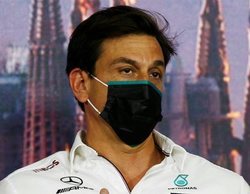 Toto Wolff: "El alerón trasero de Red Bull no cumple con la normativa técnica"