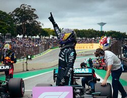 Lewis Hamilton supera con contundencia a Verstappen en la sesión de clasificación de Brasil