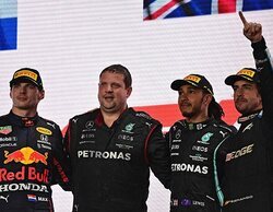 Hamilton dominó en su victoria 102, Verstappen minimizó daños y Alonso volvió a sonreír en el podio