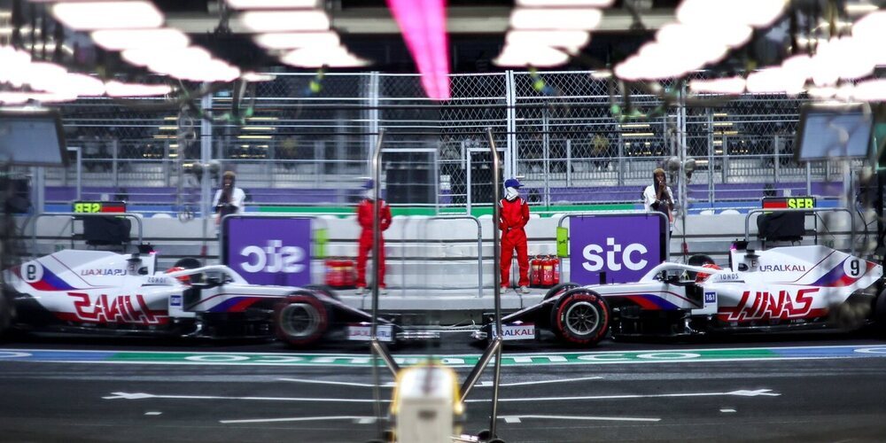 Guenther Steiner: "Todo el mundo está un poco cansado, ha sido una temporada larga"