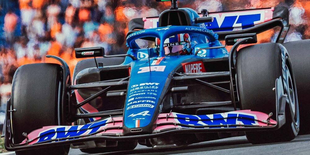 Esteban Ocon: "Sobre el papel, esta pista debería beneficiar a nuestro coche"