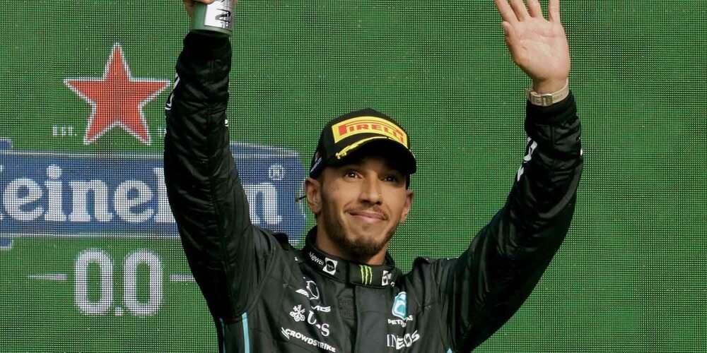 Lewis Hamilton: "Aún sigo amando lo que hago"