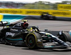 Hamilton: "El agarre es muy bajo en la nueva superficie, el tren trasero deslizaba mucho"