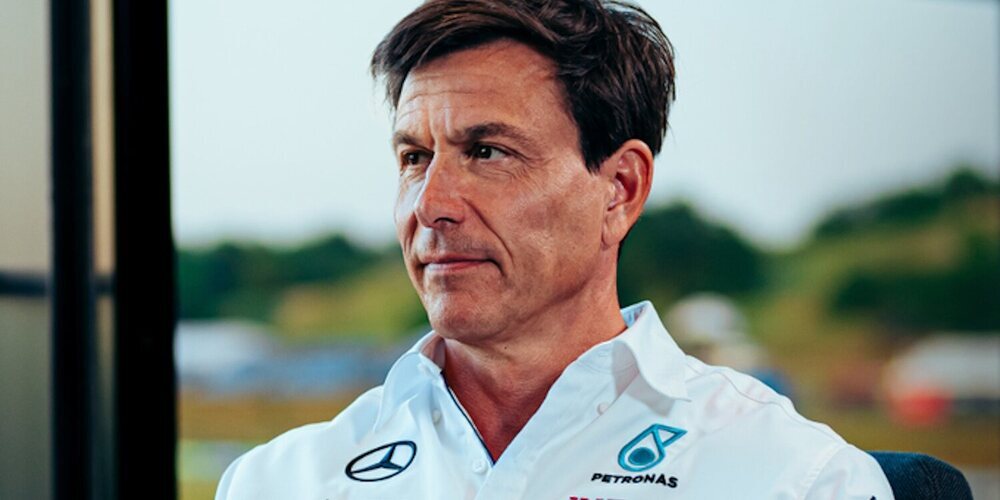 Toto Wolff: "Hemos ganado impulso con un coche mejorado y mejores resultados"