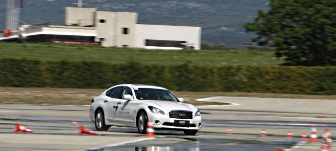 Sebastian Vettel e Infiniti avanzan con el desarrollo de la marca en Paul Ricard