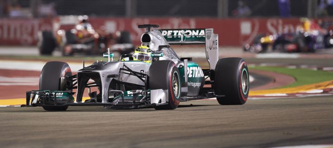 Ross Brawn cree que Mercedes pisará fuerte en 2014