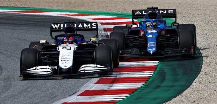 Russell y Alonso luchan por un punto en Austria