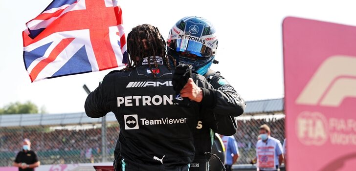 Hamilton y Bottas celebran su podio en Silverstone