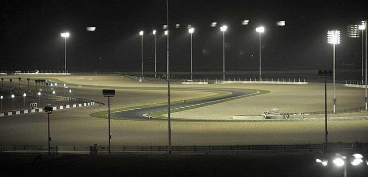 circuito de Losail de noche