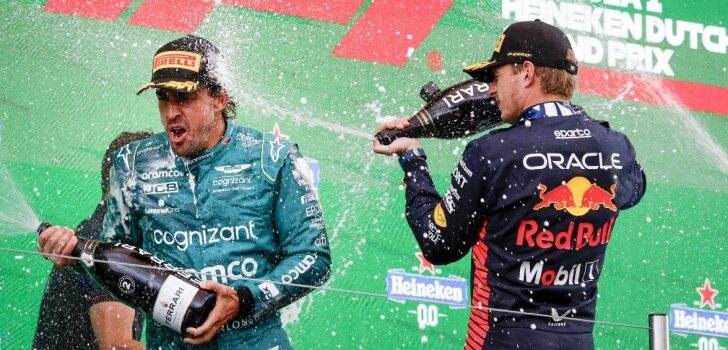 Alonso y Verstappen, juntos en el podio