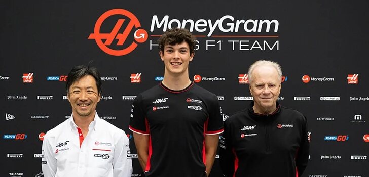 Bearman, junto al equipo Haas