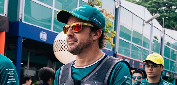 Alonso, en el paddock de Singapur 2024