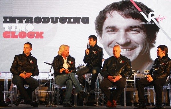 'Virgin Racing' presenta su equipo