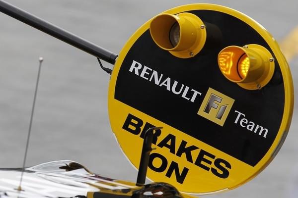 ¿Afectará la alianza Renault-Daimler a sus equipos?